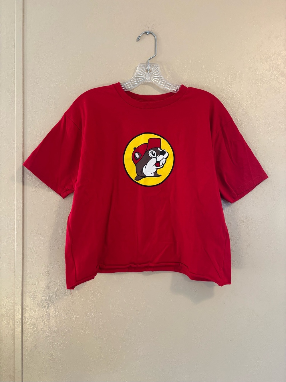 Buc-ee’s Authentic Cropped Logo Tee sz M